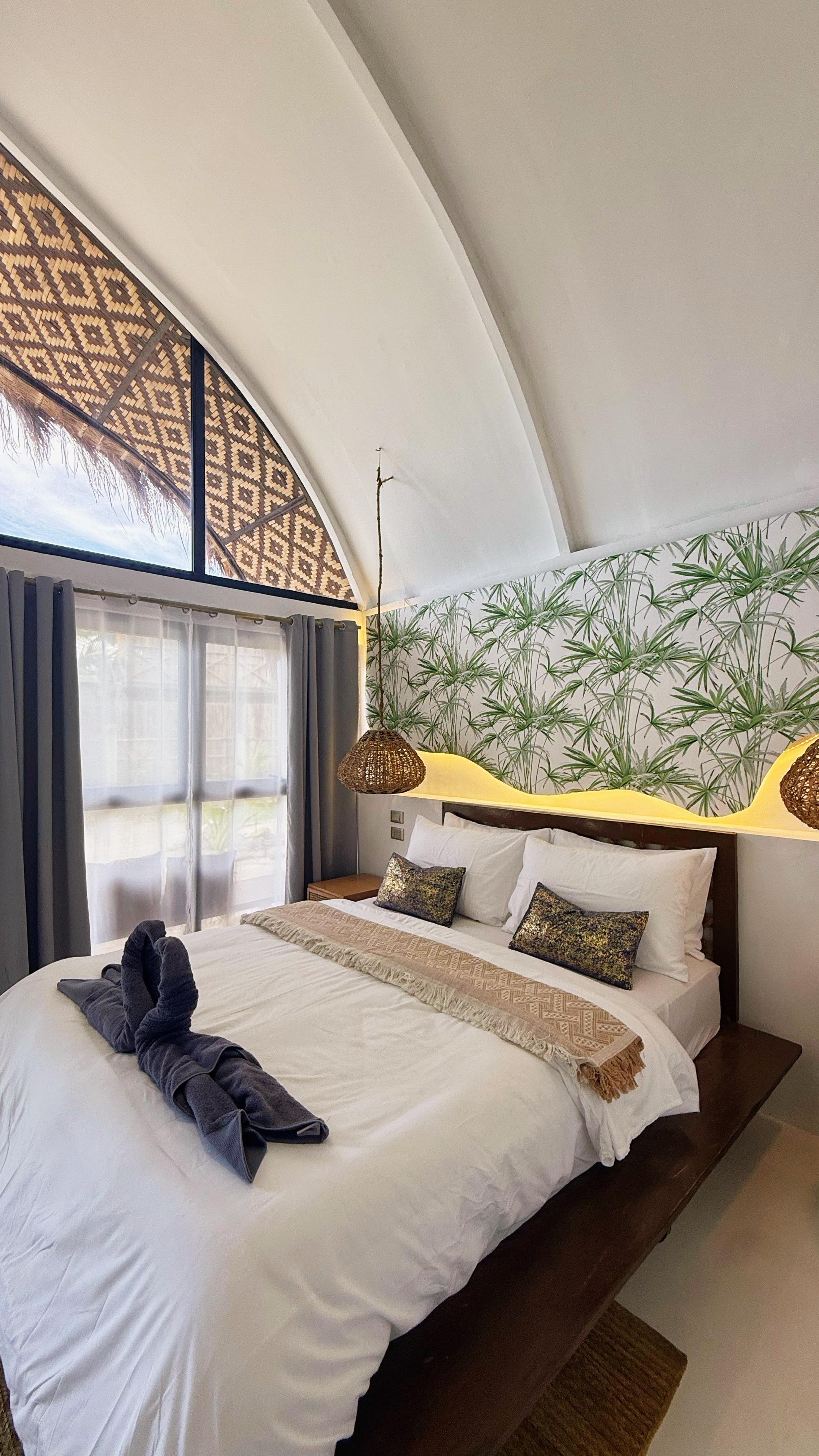 Weekend plans? Here’s where you’ll want to be, Luna and Sol Beach Resort in Liwliwa, Zambales.

Why we loved our stay at Luna and Sol Beach Resort?
✔️ Beachfront spot
✔️ Cozy rooms
✔️ Great amenities
✔️ Free morning snacks
✔️ Beautiful sunset views
✔️ Instagrammable corners
✔️ Chill and relaxing vibe
✔️ Friendly staff

Couldn’t have asked for a better stay. Check out @lunaandsolresorts when you visit Liwliwa!

#lunaandsolresort #liwliwa #marxtermindtravels