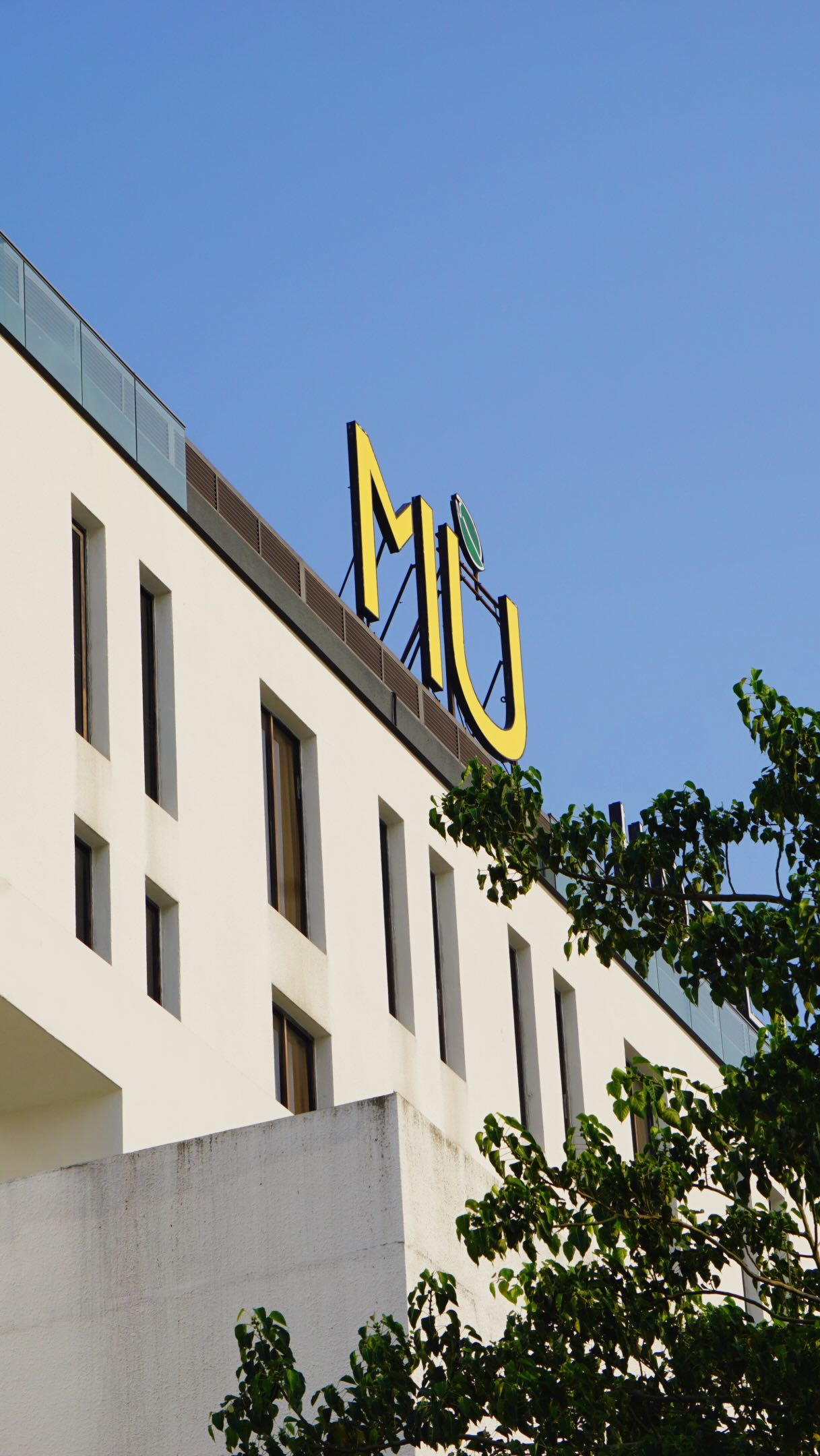 Ended my Malaysia trip in Ipoh, and @mu.hotel.ipoh was the perfect finale.

The stay was comfortable, and convenient, with everything I needed for a relaxing stay in the city.

If you’re planning a trip to Ipoh and looking for a comfortable place to stay near the city center, this one is worth checking out!

Would you stay here on your next Ipoh trip?

#muhotel #ipohhotel #malaysia #travelwithmarx