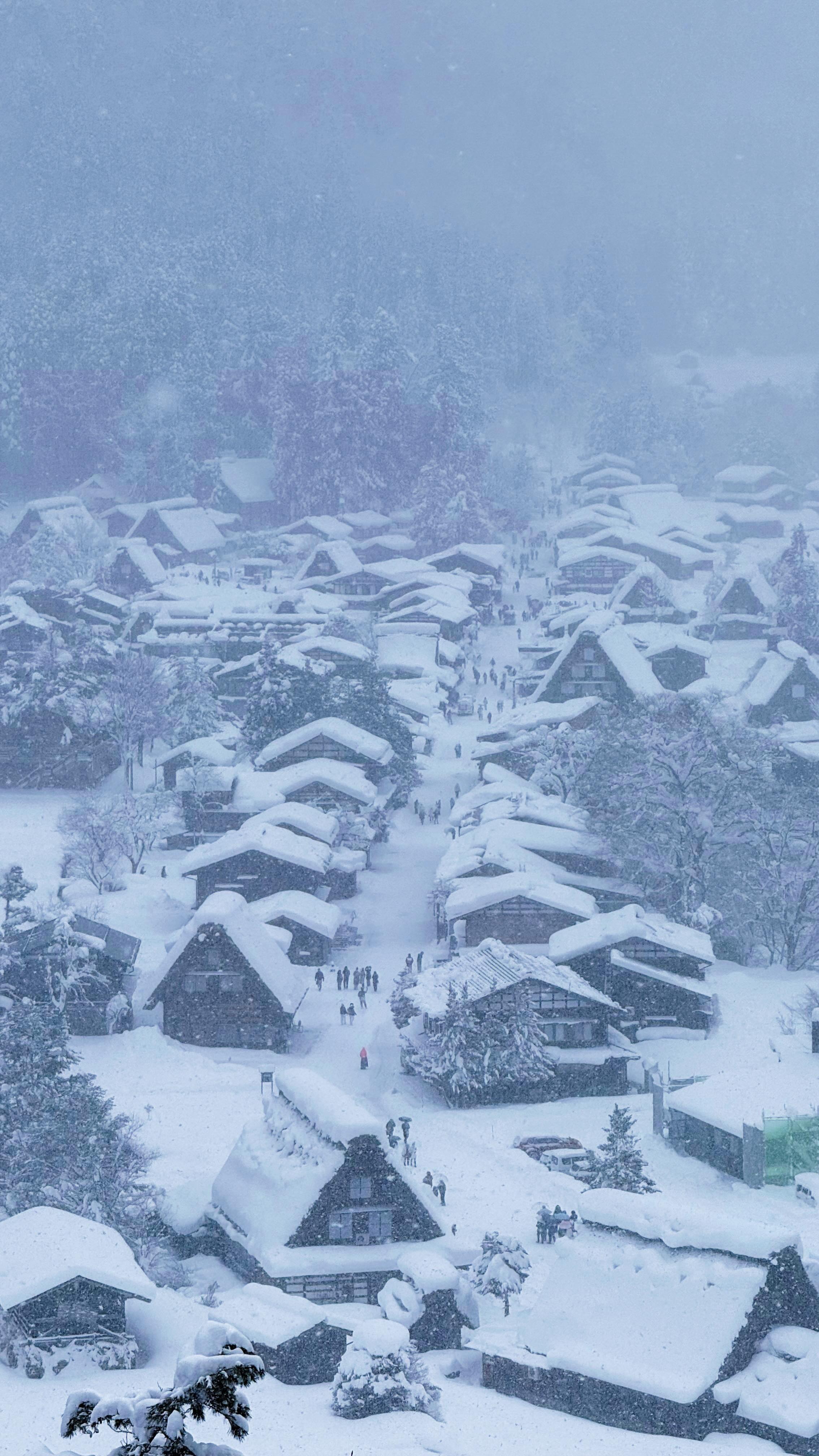 We visited Shirakawa-go in late January, and that weekend was freezing. We kept complaining about the cold, but looking back now, it felt like pure winter magic. It was definitely an experience we’re lucky to have.

How to get to Shirakawa-go?
• Via Nagoya: Direct buses run from Nagoya to Shirakawa-go. Travel time takes about 2 hour and 40 minutes.
• Via Takayama: Take the Nohi Bus from Takayama Bus Center. Travel time takes about 50 to 60 minutes.

Planning to visit Shirakawa-go? Use my discount codes on these travel apps to save on hotels, tours, and activities:
❄️ Agoda: MARXAGODA | MARXACTIVITY
❄️ Klook: MARXTERMINDKLOOK
❄️ Get Your Guide: MARXTERMIND10

shirakawa-go winter trip | shirakawa-go day tour | shirakawa-go experience

#marxtermindtravels #travelwithmarx