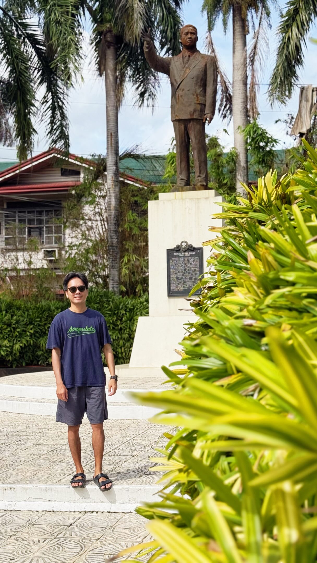 First time in Roxas City, Capiz! Here are the places I visited during my quick trip.
📍Archdiocese of Capiz
📍Manuel A. Roxas Monument
📍Ang Panublion Museum
📍Roxas City Paseo Del Rio (River Walk)
📍Ruins of Alcatraz
📍Baybay Beach
📍People’s Park

Enjoy extra discounts with my promo codes:
🔖 Agoda Hotels: MARXAGODA
🔖 Agoda Activities: MARXACTIVITY
🔖 Klook: MARXTERMINDKLOOK
🔖 Get Your Guide: MARXTERMIND5

roxas city | capiz itinerary | roxas city tour

#travelwithmarx